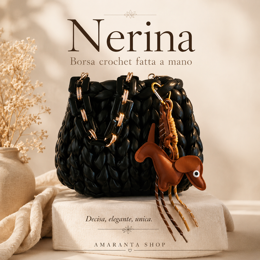 Borsa Crochet “Nerina” Fatta a Mano | Nera con Charm Decorativo